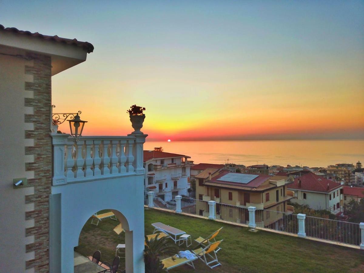טרופאה Villa Bella Vista מראה חיצוני תמונה